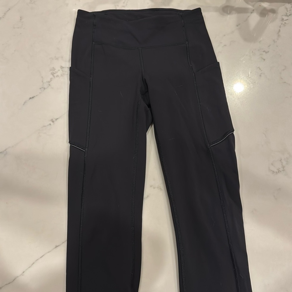 Black lululemon leggings, size 2. Excellent condition. Like new.